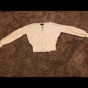 White long sleeve crop top